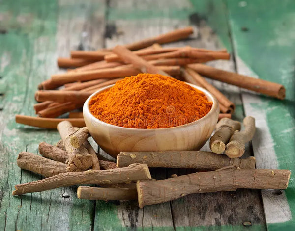Manjistha + Turmeric → Brightens skin & smoothens rough texture